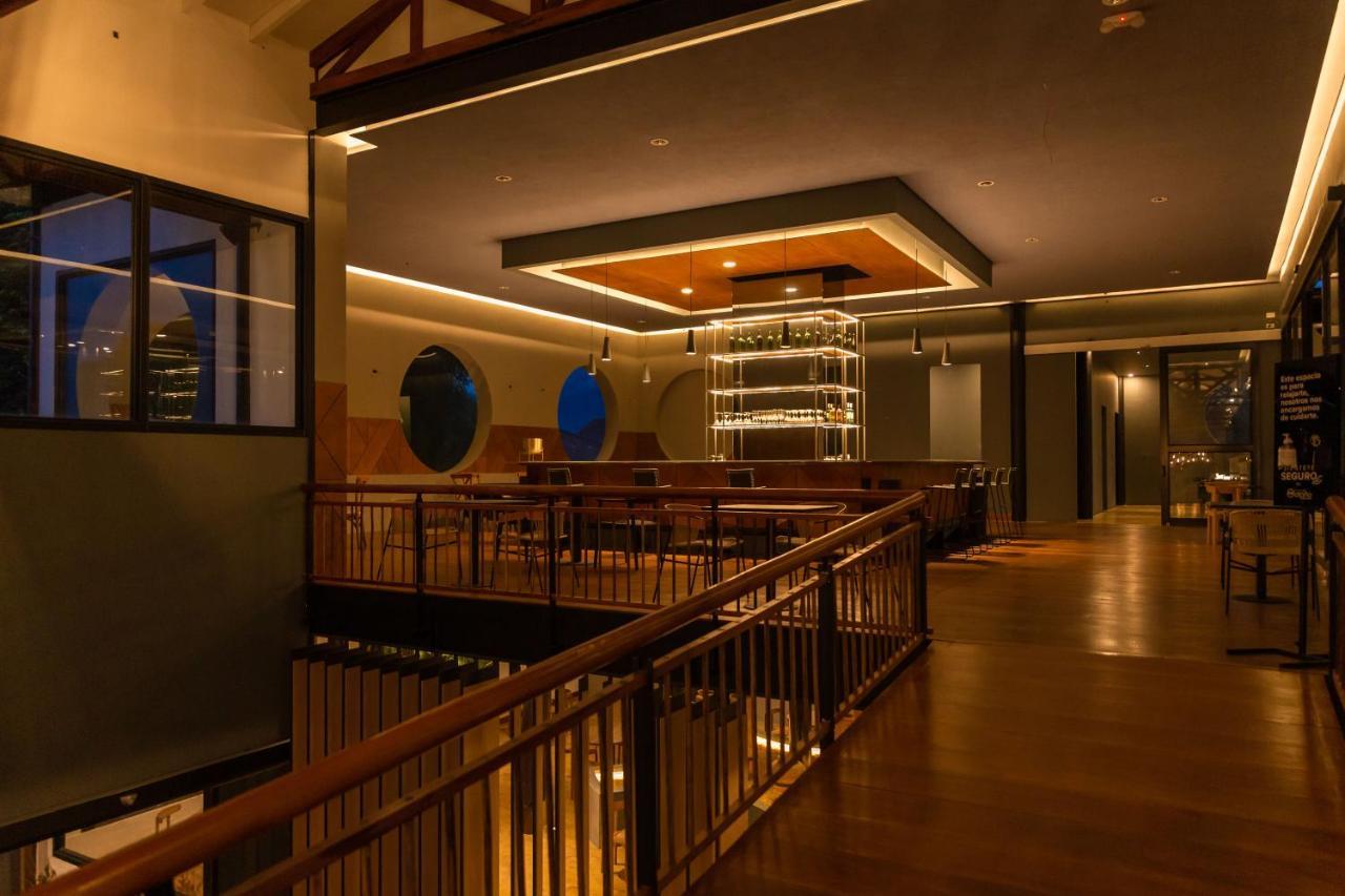 Termales El Otono Hotel Manizales Exterior photo The interior of the restaurant