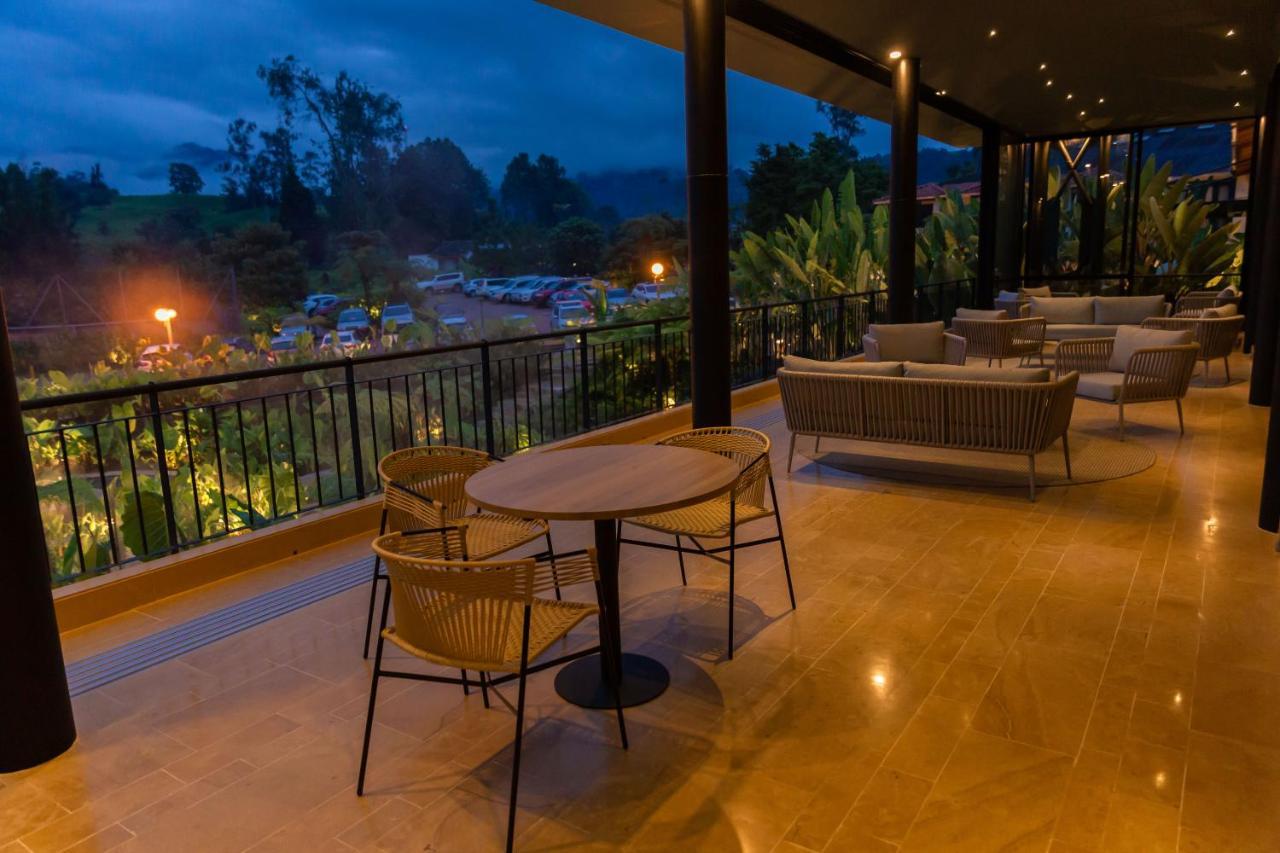 Termales El Otono Hotel Manizales Exterior photo The View