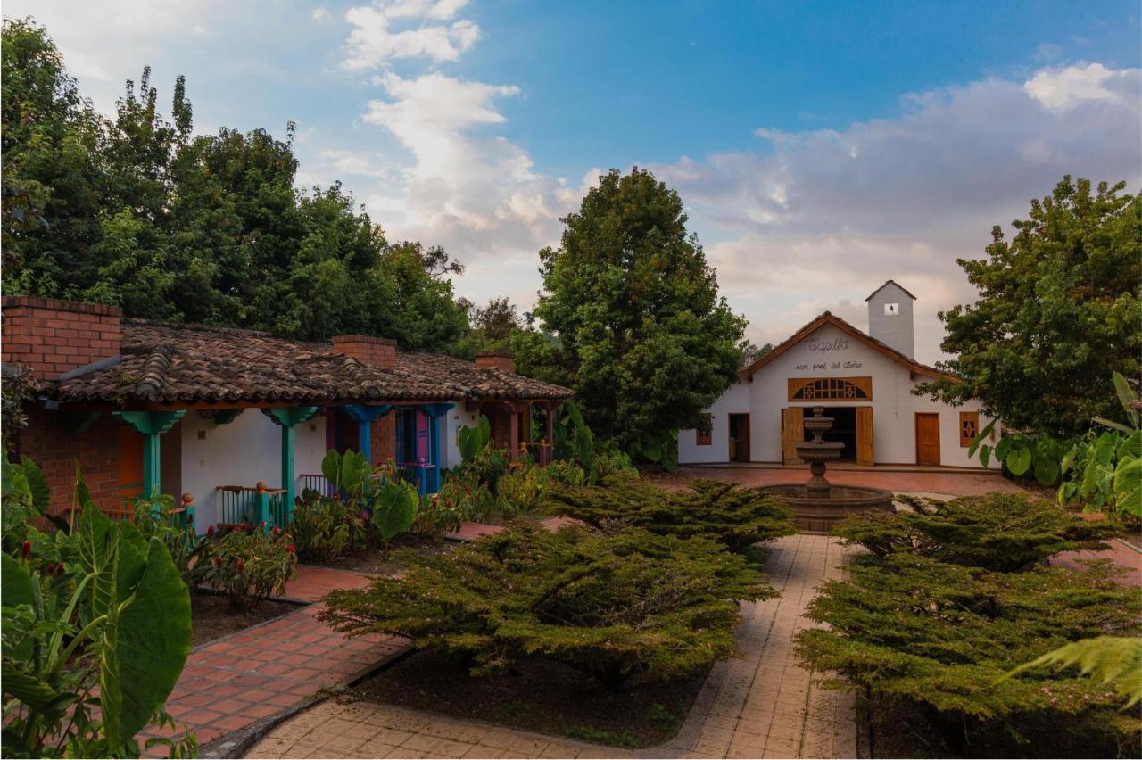 Termales El Otono Hotel Manizales Exterior photo Hacienda San José de San Miguel
