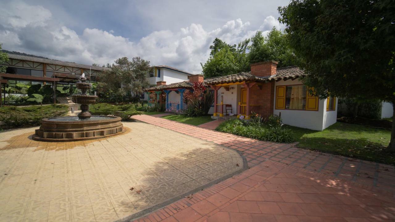 Termales El Otono Hotel Manizales Exterior photo View of the Hacienda Santa Bárbara