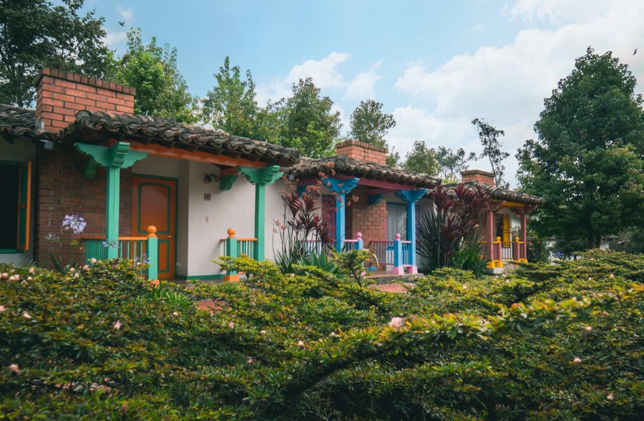 Termales El Otono Hotel Manizales Exterior photo Casa de Piedra